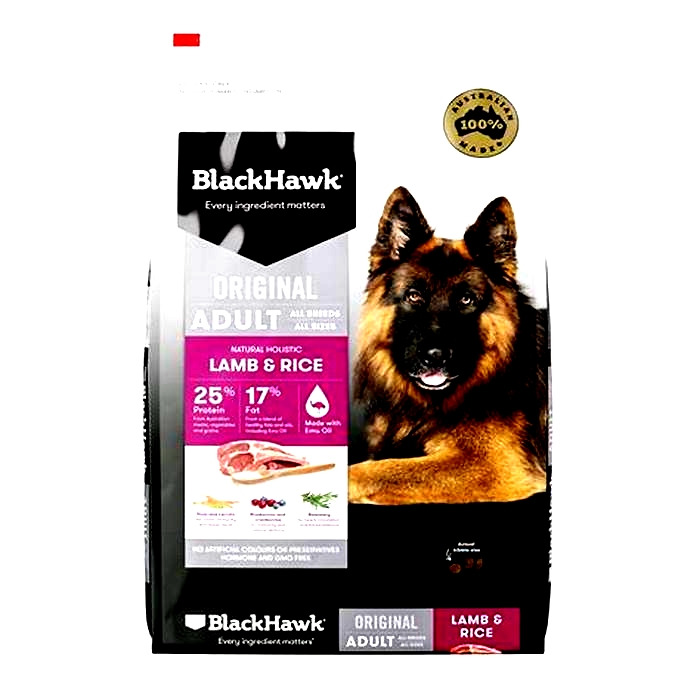 Is Black Hawk dog food natural?